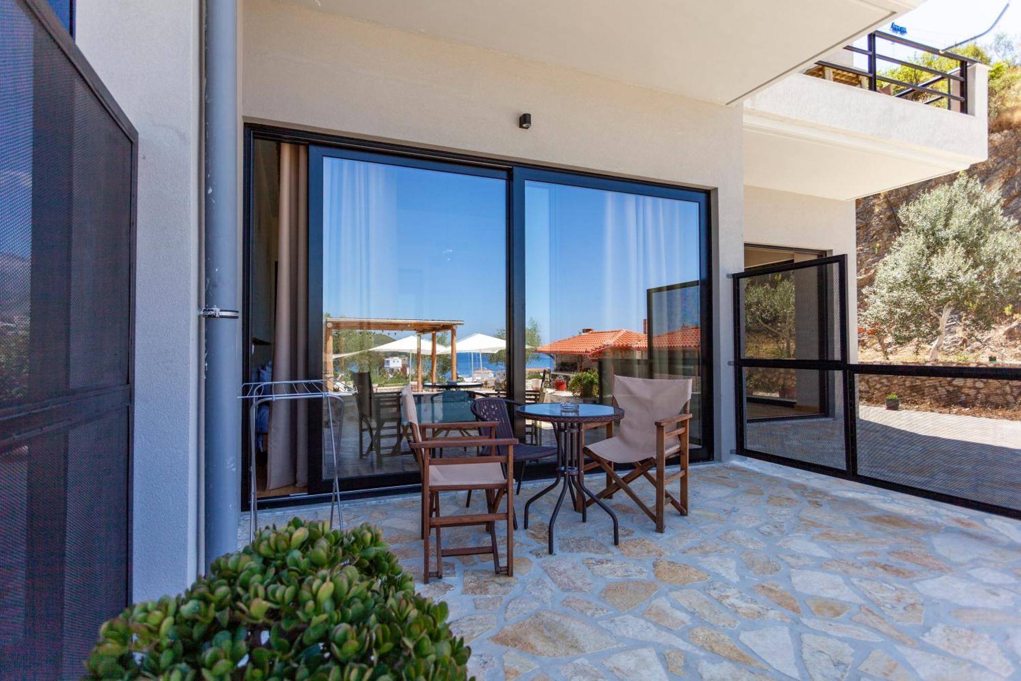Toni Retzo Rooms Himare Exterior photo
